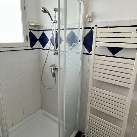 3 Pieces, 6 Personnes, Vue Montagne, A 500m De La Mer, Parking, Animaux Admis - Fr-1-225-780