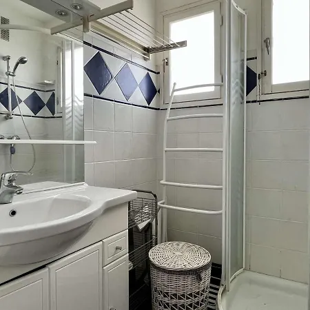 3 Pieces, 6 Personnes, Vue Montagne, A 500m De La Mer, Parking, Animaux Admis - Fr-1-225-780